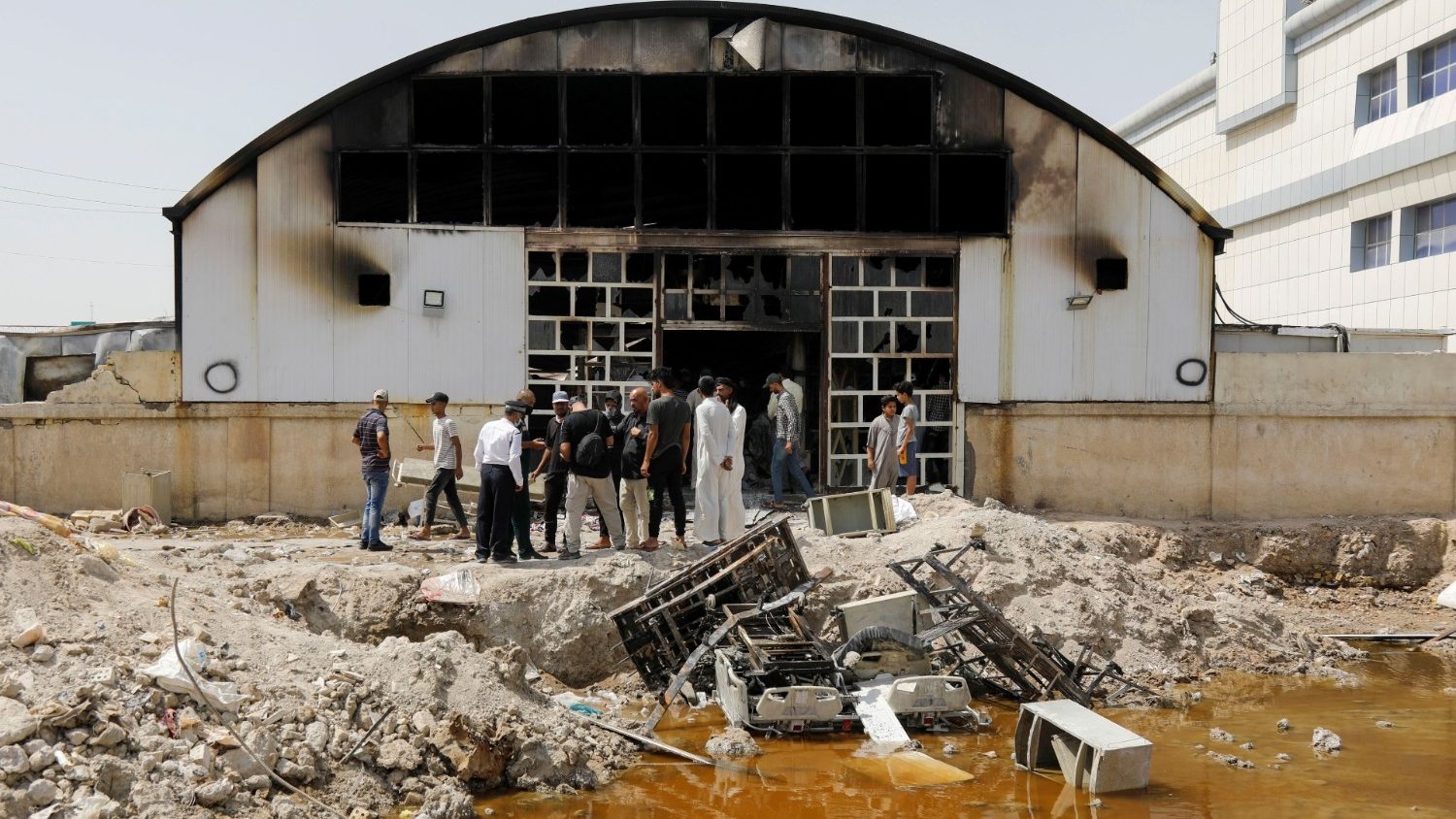 Incendie dans un hôpital irakien, le Pape prie pour les victimes