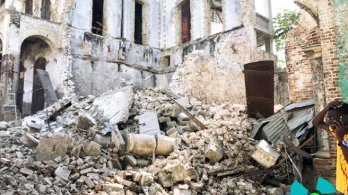 Forte terremoto ad  Haiti, centinaia le vittime 