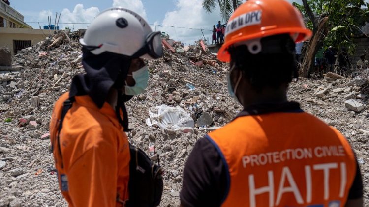 La Protezione Civile a lavoro ad Haiti dopo il terremoto