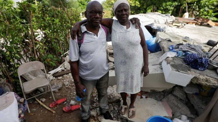 Záber z Haiti po zemetrasení