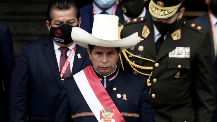 Perus Präsident Pedro Castillo hat sich wenige Wochen nach Amtsantritt einem Misstrauensvotum zu stellen