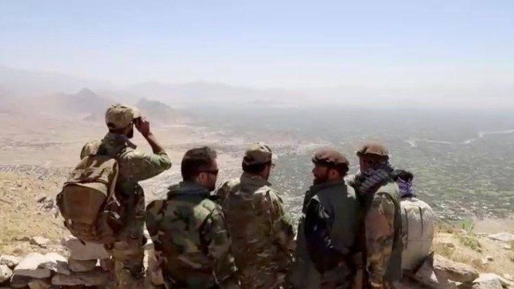 Members of National Resistance Front overlook Golbahar, Kapisa in the Panjshir Valley in Afghanistan