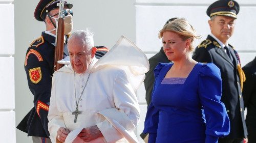 El Papa en Eslovaquia arranca su segunda jornada visitando a la Presidenta 