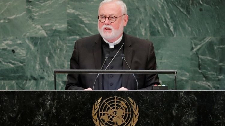 Erzbischof Gallagher sprach zum Thema „Von Ungleichheit und Verwundbarkeit zu Wohlstand für alle“ 