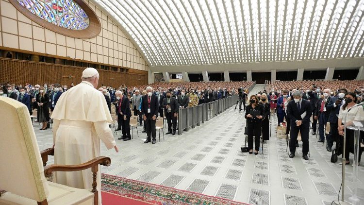 Setkání papeže Františka s poslanci před klimatickým summitem COP26