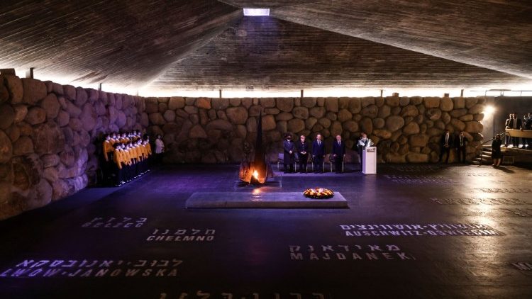 Gedenkzeremonie unter Teilnahme der deutschen Bundeskanzlerin Merkel bei der Holocaustgedenkstätte Yad Vashem