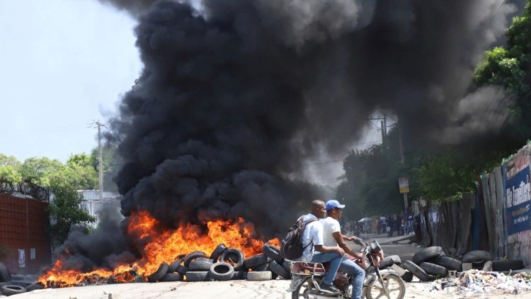 हैती मेंअसुरक्षा के विरोध में हड़ताल