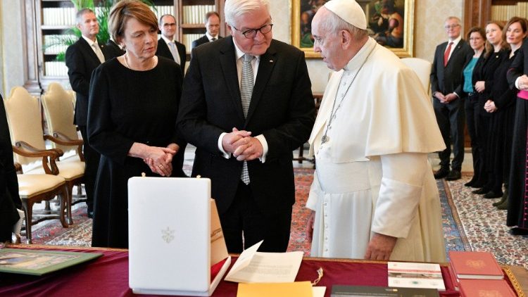Encuentro del Papa con presidente alemán