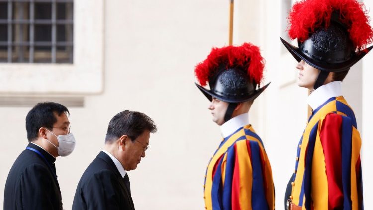 South Korean President Moon Jae-in arrives to meet Pope Francis, at the Vatican