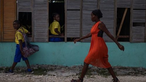 Domrep: Kirche kritisiert Ausweisung haitianischer Schwangerer