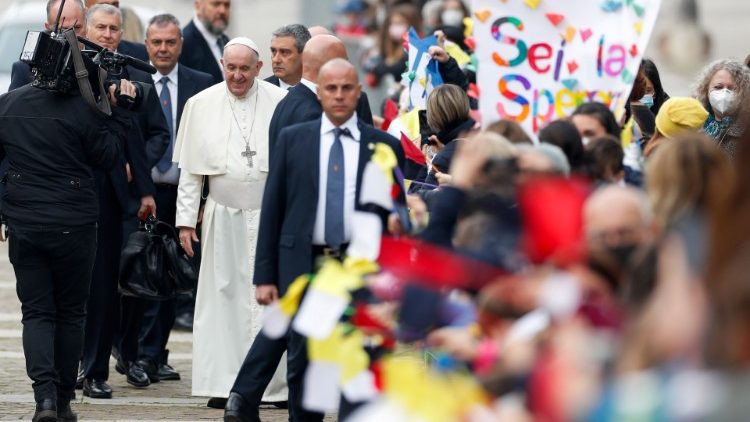 Pope Francis visits Assisi ahead of the World Day of the Poor