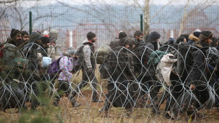 Migrantai prie Baltarusijos ir Lenkijos sienos