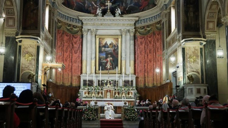 Ferenc pápa az athéni Szent Dénes székesegyházban találkozott a katolikus közösséggel  