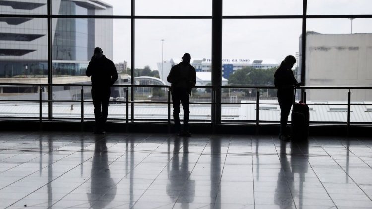 Blockierte Passagiere am Tambo International Airport, Johannesburg