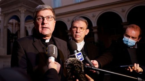 Франция, единадесет епископи са разследвани за случаи на злоупотреби
