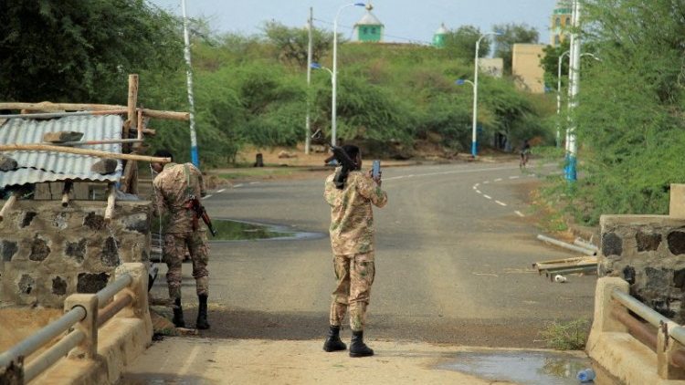 Żołnierze na granicy Erytrei z Eiopią