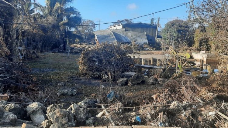I danni dello tzunami a Nuku'alofa, nelle Isole Tonga