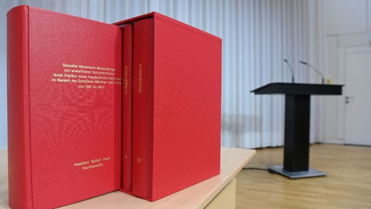 O relatório sobre casos de abuso em Munique no escritório Westpfahl Spilker Wastl em nome da Arquidiocese da Baviera