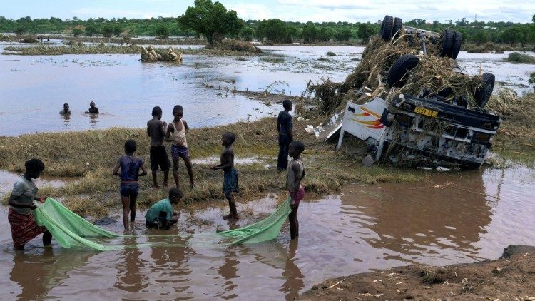 Alluvione in Malawi per il passaggio del ciclone Ana