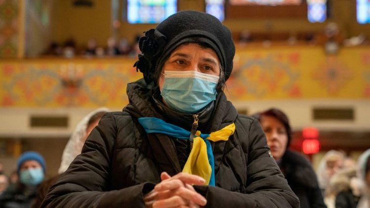 Kijów: katolicy modlą się o pokój