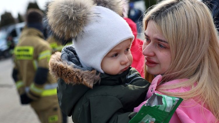 UKRAINE-CRISIS/BORDER-POLAND