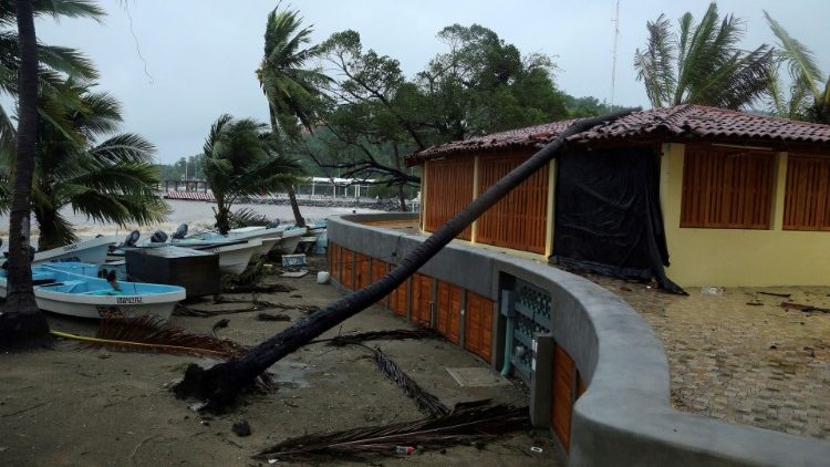 Gli effetti di un uragano dovuto ai cambiamenti climatici (foto d'archivio)