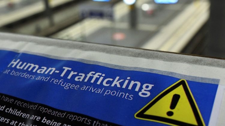 Warnung vor Menschenhandel am Berliner Hauptbahnhof