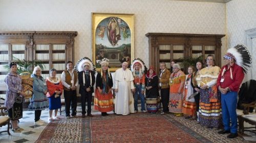 El Papa se reunió con los miembros de las Primeras Naciones de Canadá