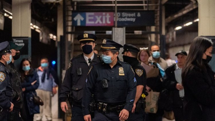 NYPD officers patrol New York subway shootings after deadly Subway shooting (Reuters)