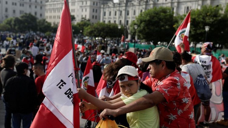 Proteste gegen die Regierung Castillo in Lima