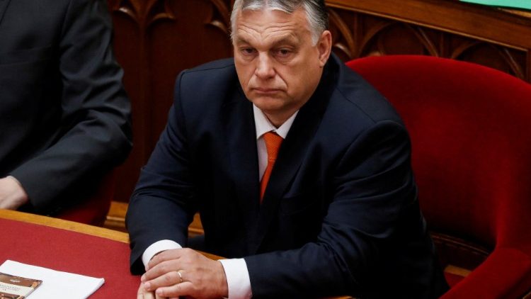 Ungarns Premierminister bei einer Sitzung im ungarischen Parlament