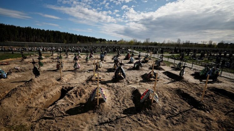 Masowe groby w Buczy na Ukrainie