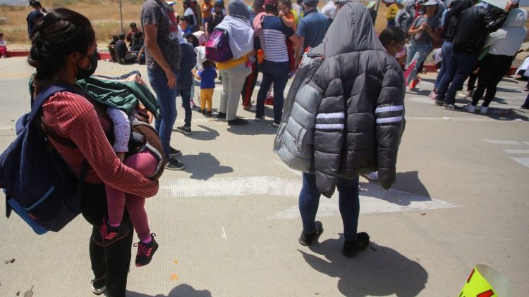 Migranten bei einem Protest vor dem US-Konsulat am Donnerstag in Tijuana