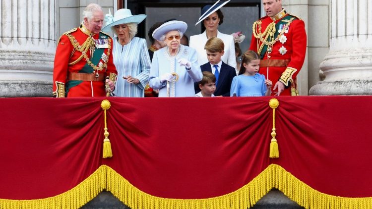 Britain's Queen Elizabeth and members of the royal family