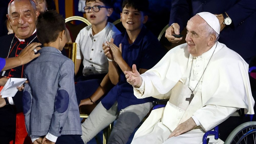 Testimonios de familias presentados al Papa Francisco