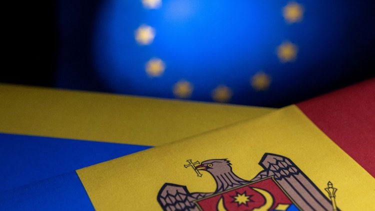 Le bandiere di Europa, Ucraina e Moldavia