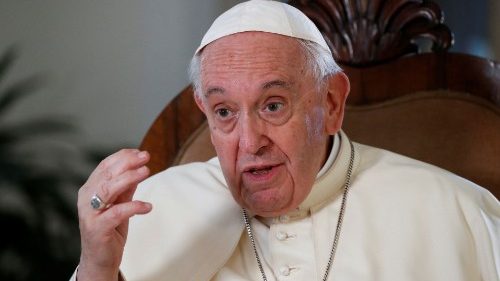 Папа планує призначити жінок в Дикастерію в справах єпископів