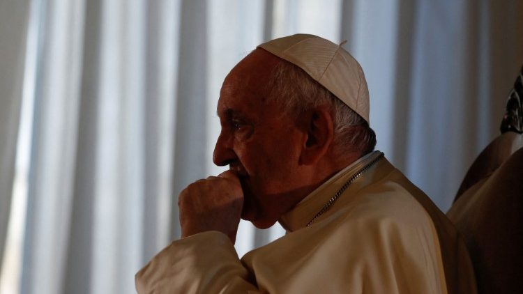 Le Pape François durant son entretien avec Reuters, le 2 juillet , à la Maison Sainte Marthe.