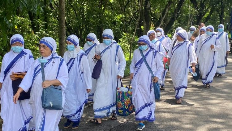 Die Schwestern kommen in Costa Rica an, nachdem ihre Niederlassung in Nicaragua geschlossen worden ist 