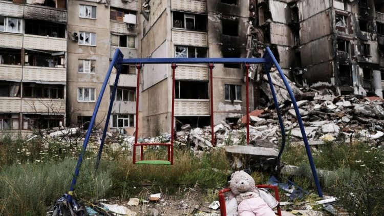 Destructions après une attaque russe à Kharkiv, le 17 juillet 2022. 