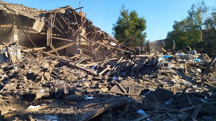 Casas destruidas en Toretsk, en el este de Ucrania