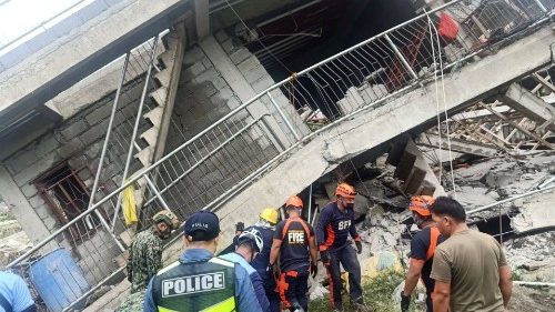 Terremoto nas Filipinas causa vítimas e deixa rastro de destruição