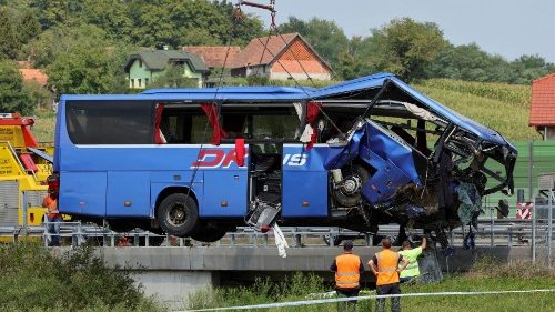 Polen: Kirche verschärft nach Unfall die Regeln für Pilgerreisen