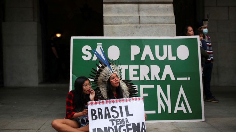 Brasile: una protesta degli indigeni