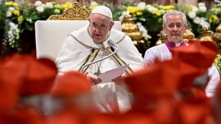 Папа Францішак падчас Звычайнага кансісторыя па прызначэнні новых кардыналаў