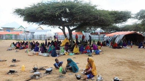 Mgr Bertin alerte sur la famine en Somalie, les enfants les plus touchés