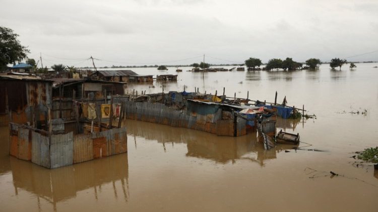 Überschwemmte Häuser in Lokoja