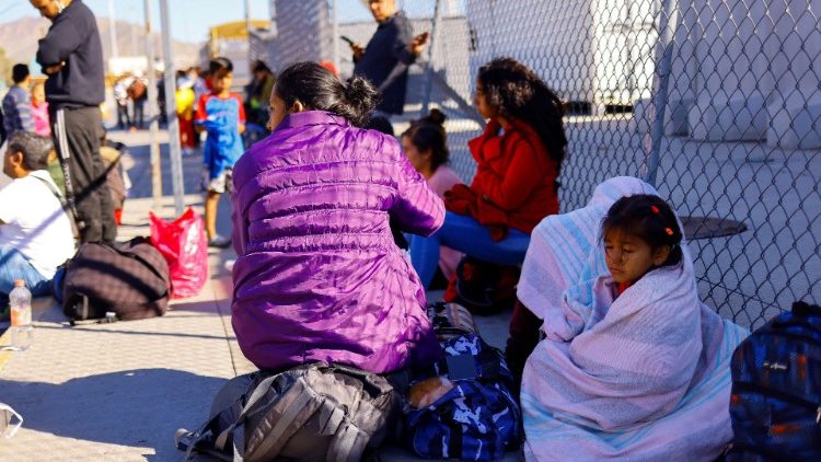 Migrantes venezolanos varados en Ciudad Juarez tras las nuevas políticas migratorias de Estados Unidos que no permite la entrada desde es frontera.