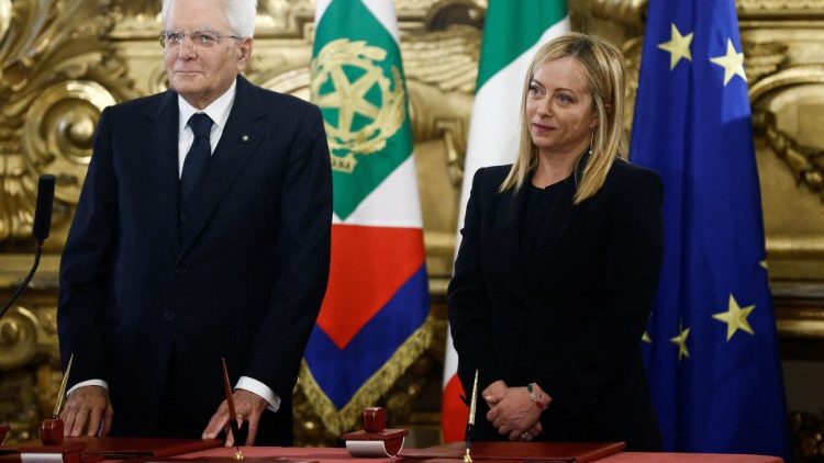 Il presidente Sergio Mattarella e il primo ministro Giorgia Meloni