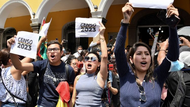Des manifestants contre le report du recensement, à Cochabamba, le 27 octobre 2022